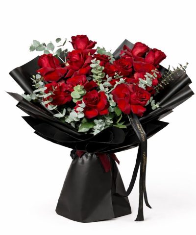 Ανθοδέσμη με 15 Κόκκινα Τριαντάφυλλα "Royal Red"